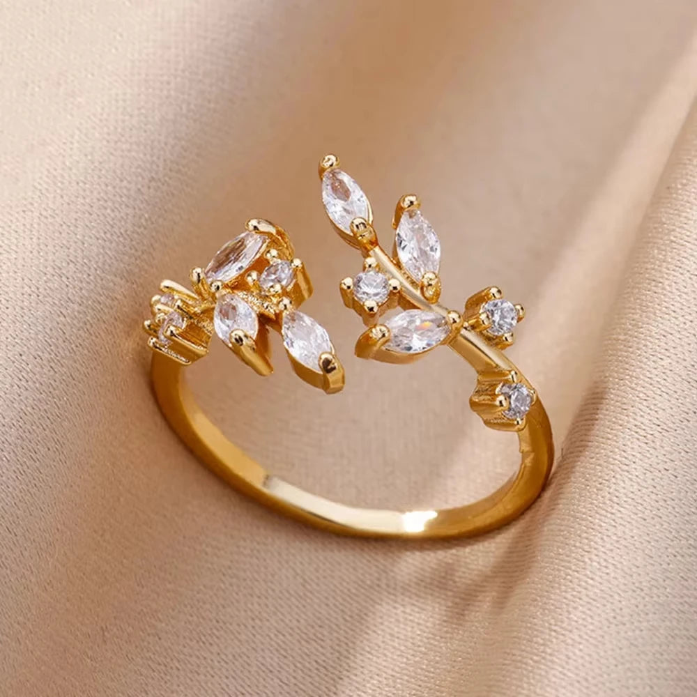 Anello modello Ramo di Zirconi